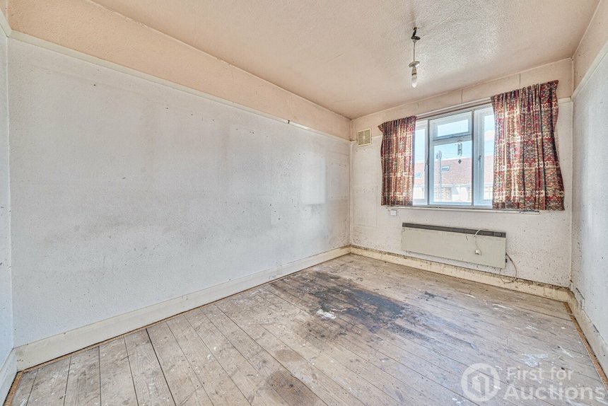 sold ravensdale gardens london 59284 - Gibbs Gillespie