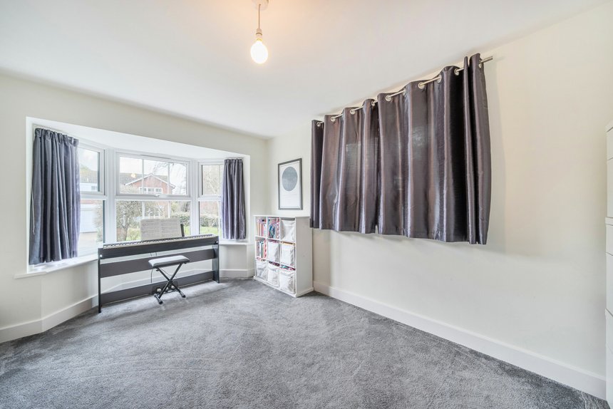 under offer uplands london 59379 - Gibbs Gillespie
