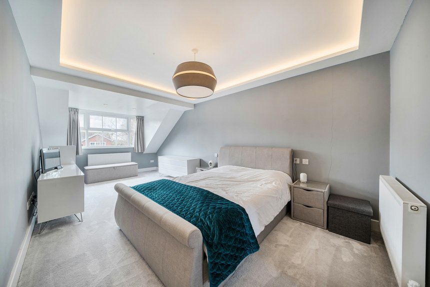 under offer uplands london 59379 - Gibbs Gillespie