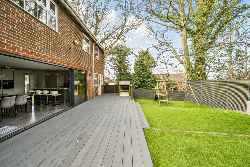 under offer uplands london 59379 - Gibbs Gillespie