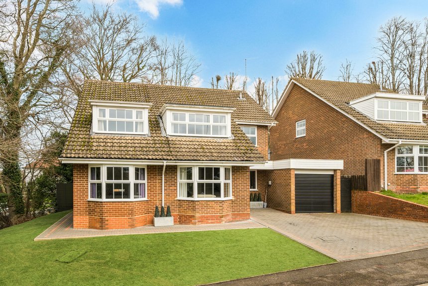 under offer uplands london 59379 - Gibbs Gillespie