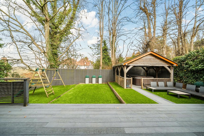 under offer uplands london 59379 - Gibbs Gillespie
