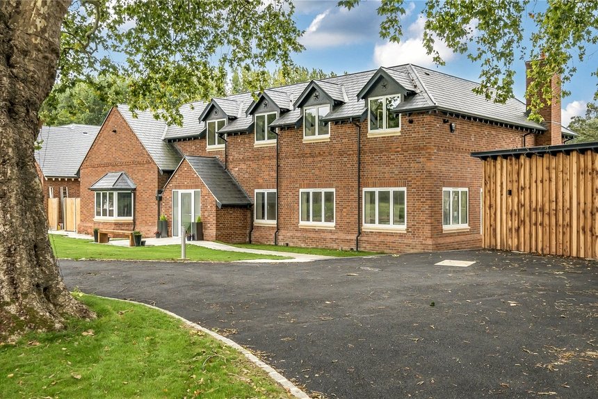 for sale chalfont park london 59532 - Gibbs Gillespie