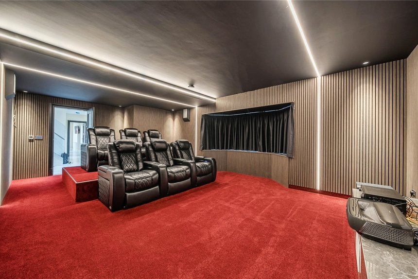 for sale chalfont park london 59532 - Gibbs Gillespie