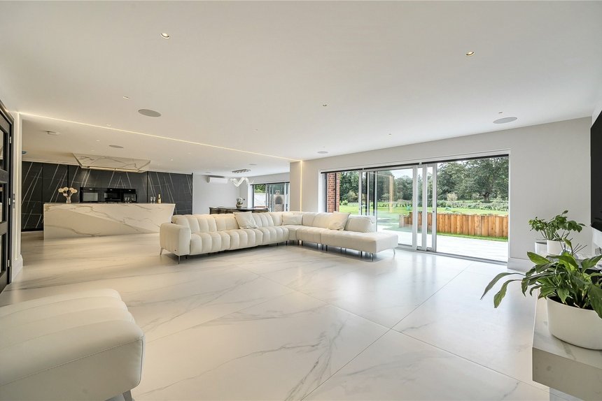 for sale chalfont park london 59532 - Gibbs Gillespie