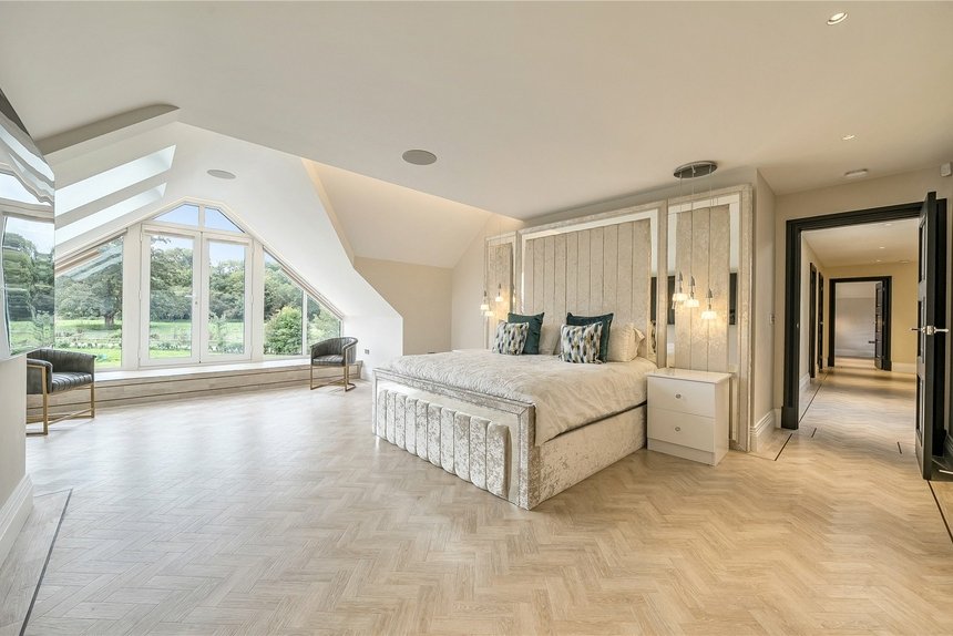 for sale chalfont park london 59532 - Gibbs Gillespie