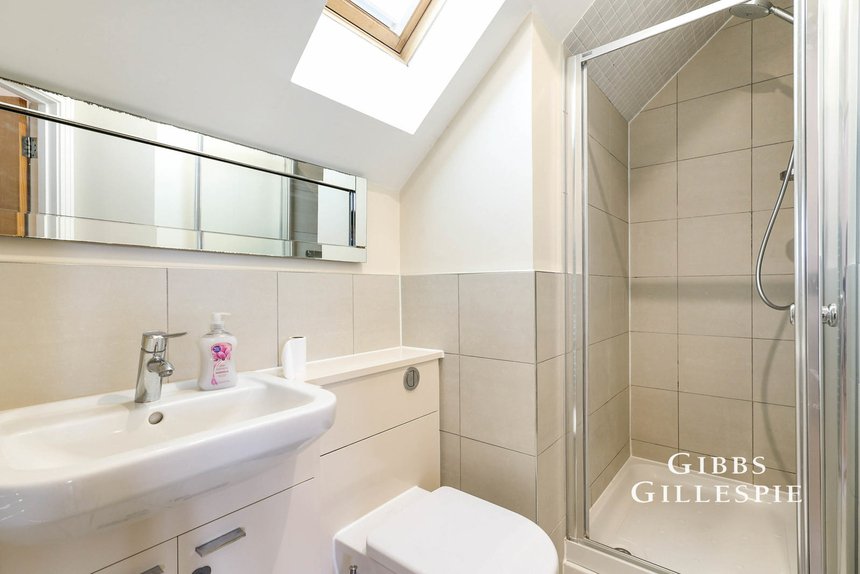let cyrus terrace london 59565 - Gibbs Gillespie