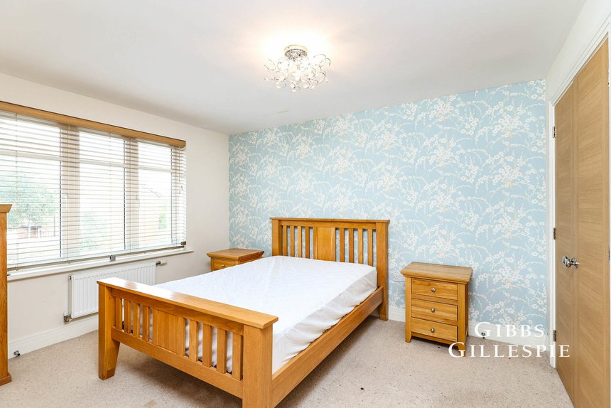 let cyrus terrace london 59565 - Gibbs Gillespie