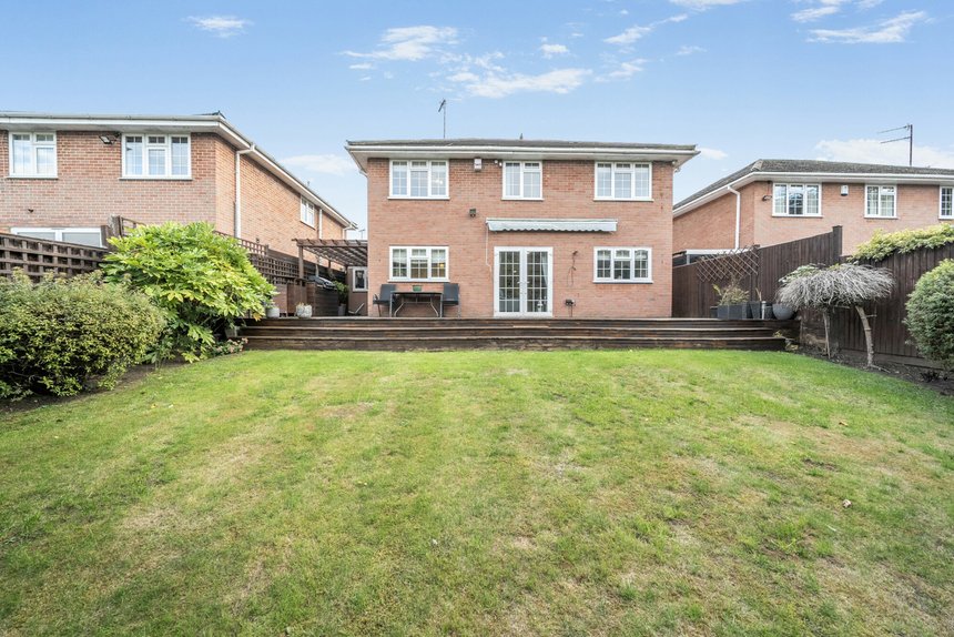 for sale leavesden road london 59581 - Gibbs Gillespie