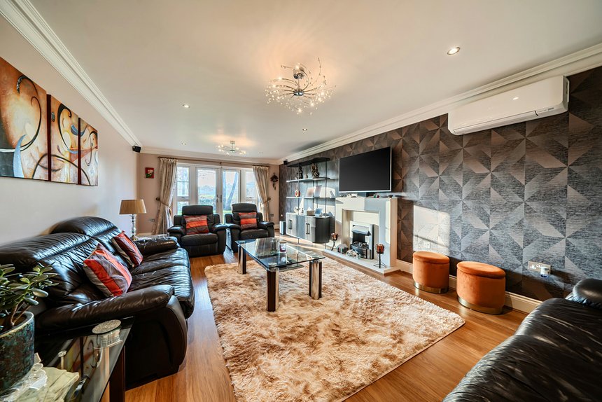 for sale great park close london 59894 - Gibbs Gillespie