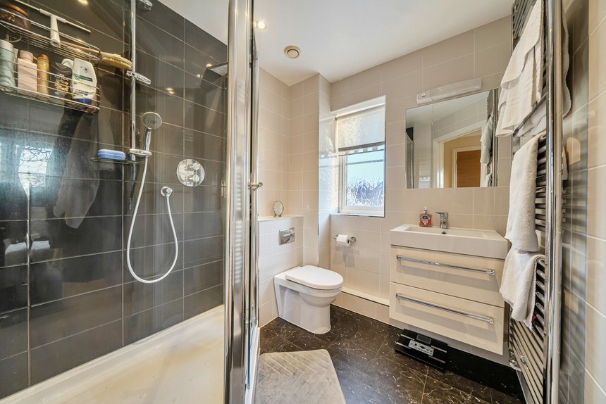for sale great park close london 59894 - Gibbs Gillespie