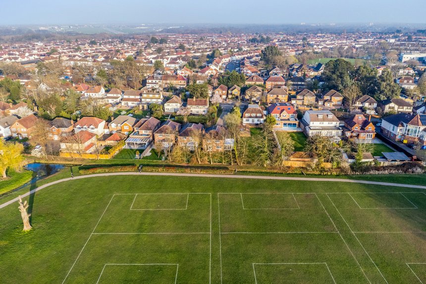 for sale great park close london 59894 - Gibbs Gillespie