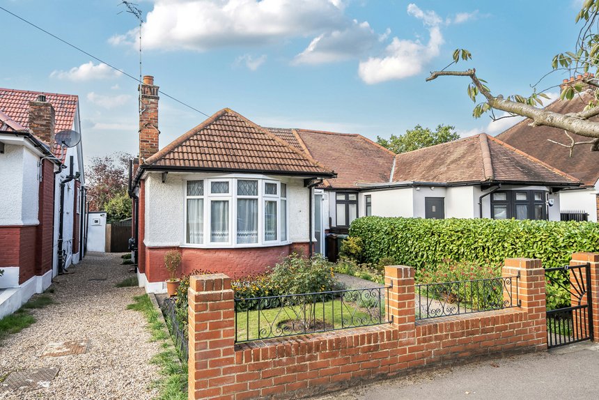 under offer merton road london 59905 - Gibbs Gillespie