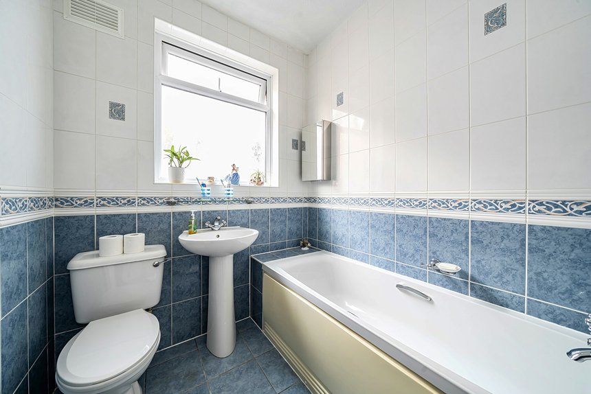 under offer merton road london 59905 - Gibbs Gillespie