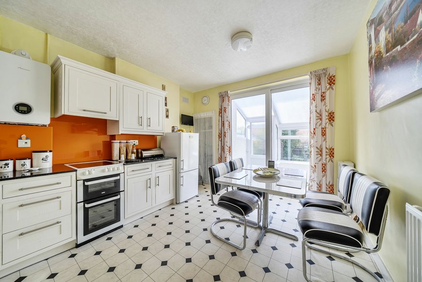 under offer merton road london 59905 - Gibbs Gillespie