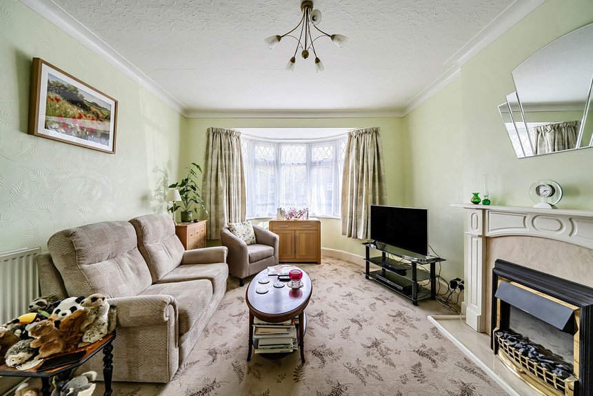 under offer merton road london 59905 - Gibbs Gillespie