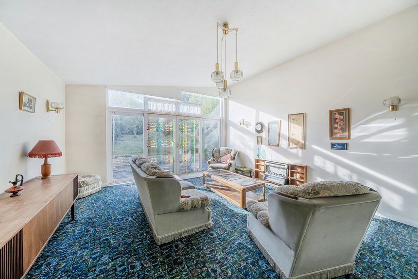 under offer winston close london 59907 - Gibbs Gillespie