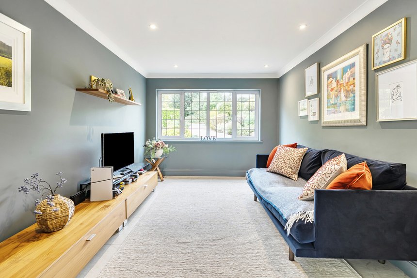 for sale mill lane london 59914 - Gibbs Gillespie