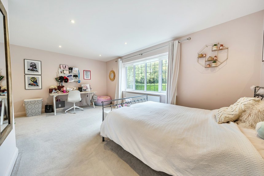 for sale mill lane london 59914 - Gibbs Gillespie