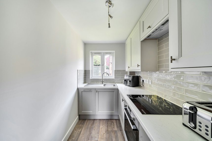 for sale solesbridge lane london 59963 - Gibbs Gillespie