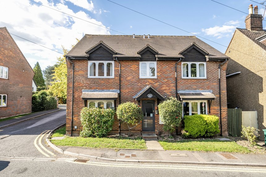 for sale solesbridge lane london 59963 - Gibbs Gillespie