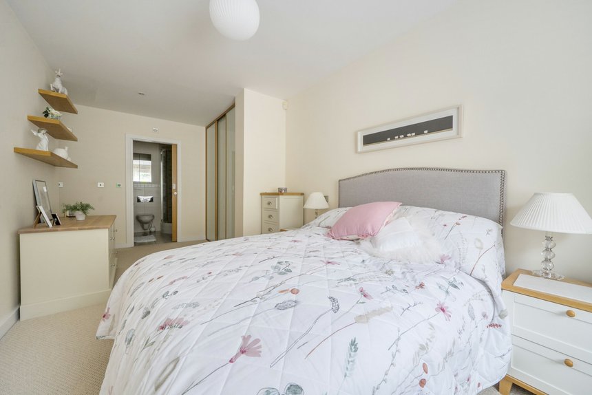 for sale south park london 60281 - Gibbs Gillespie