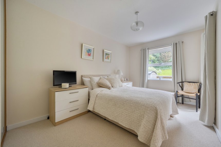 for sale south park london 60281 - Gibbs Gillespie