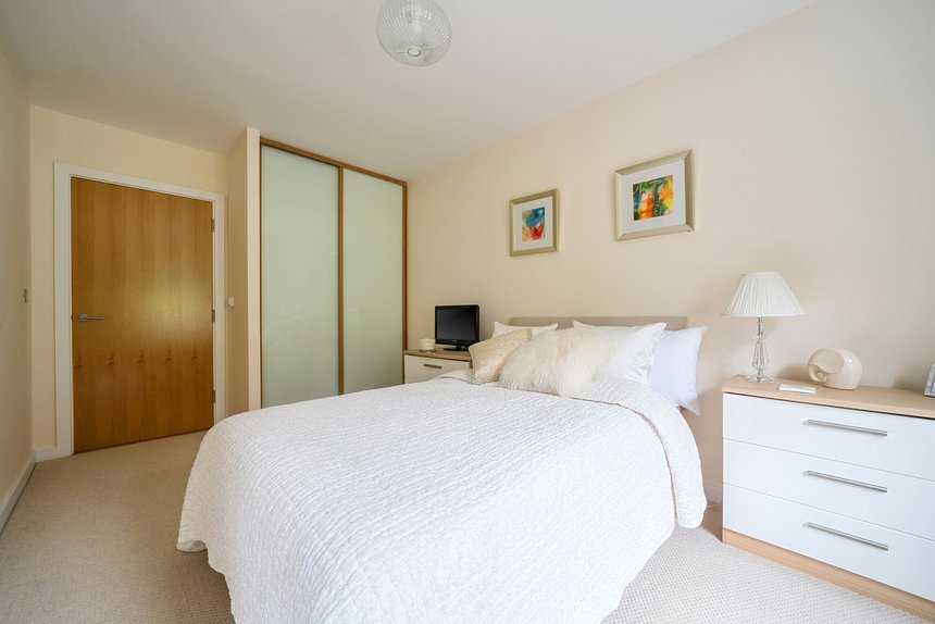 for sale south park london 60281 - Gibbs Gillespie