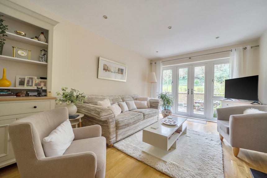 for sale south park london 60281 - Gibbs Gillespie