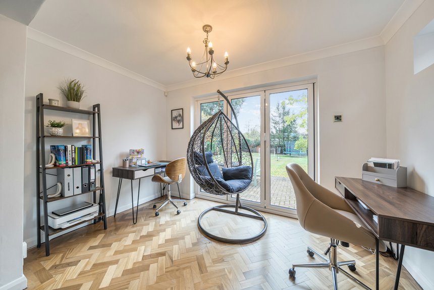 under offer bishops avenue london 60302 - Gibbs Gillespie