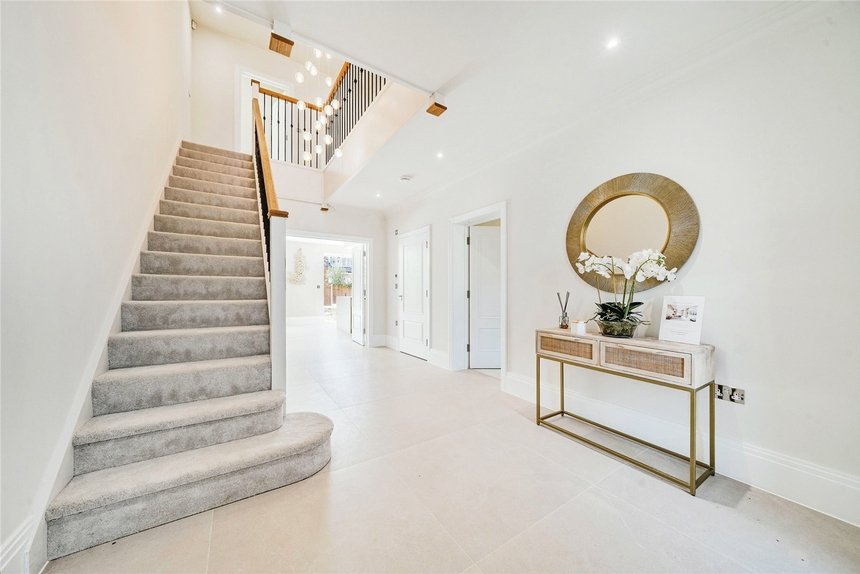 for sale claremont place london 60331 - Gibbs Gillespie