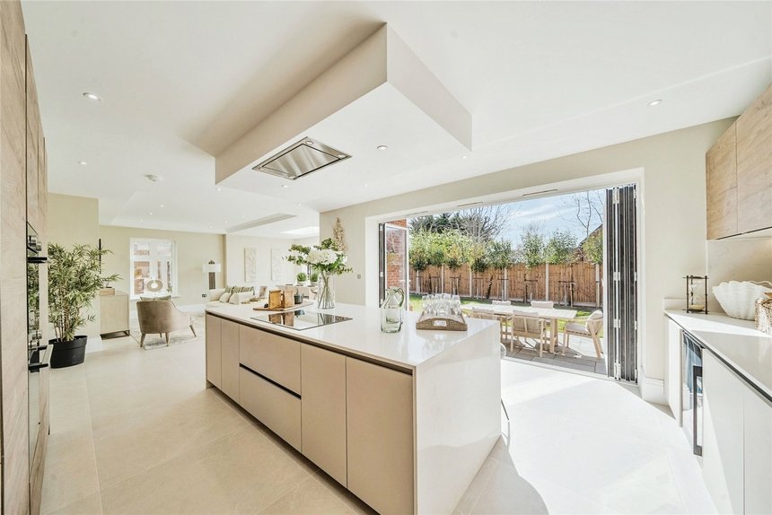 for sale claremont place london 60331 - Gibbs Gillespie