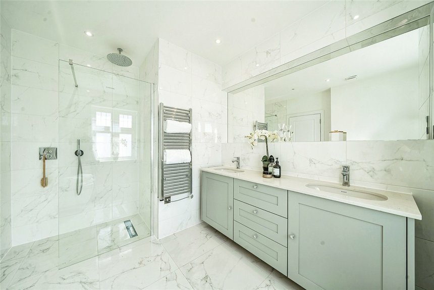 for sale claremont place london 60331 - Gibbs Gillespie