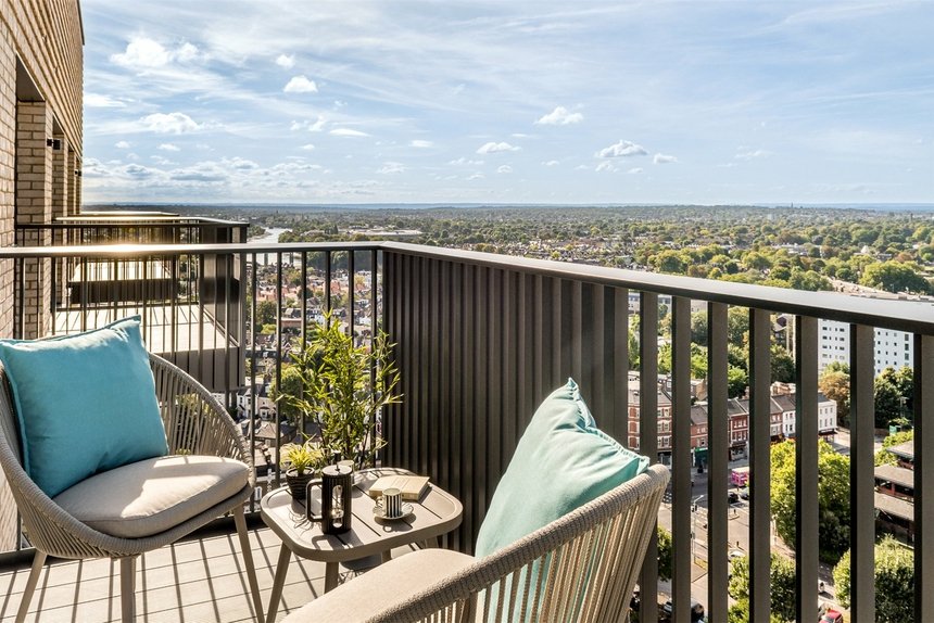 for sale kew bridge rise london 60534 - Gibbs Gillespie