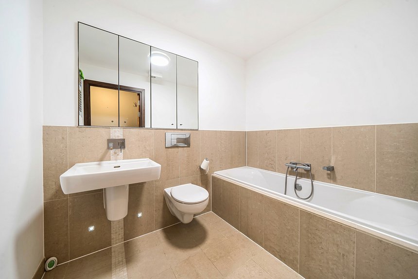 for sale kings mill way london 60576 - Gibbs Gillespie
