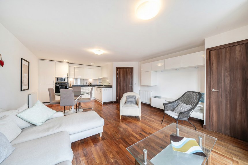 for sale kings mill way london 60576 - Gibbs Gillespie