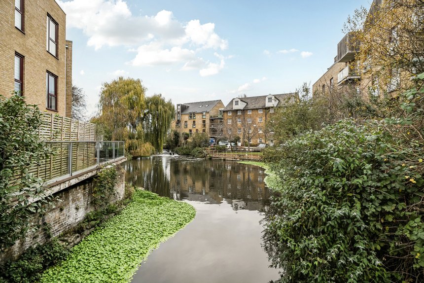 for sale kings mill way london 60576 - Gibbs Gillespie