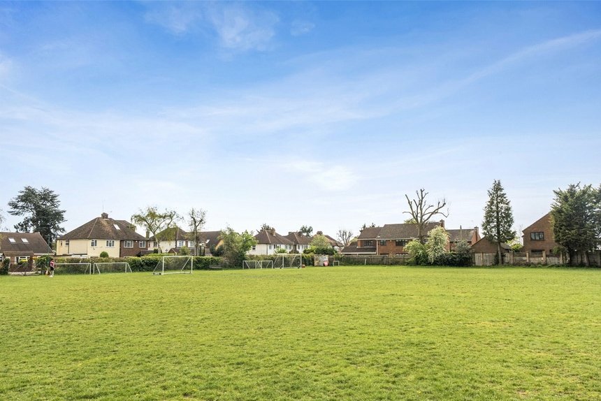 for sale knighton way lane london 60653 - Gibbs Gillespie