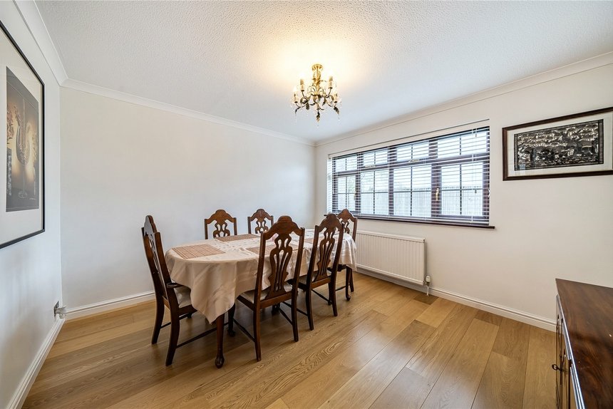 for sale knighton way lane london 60653 - Gibbs Gillespie