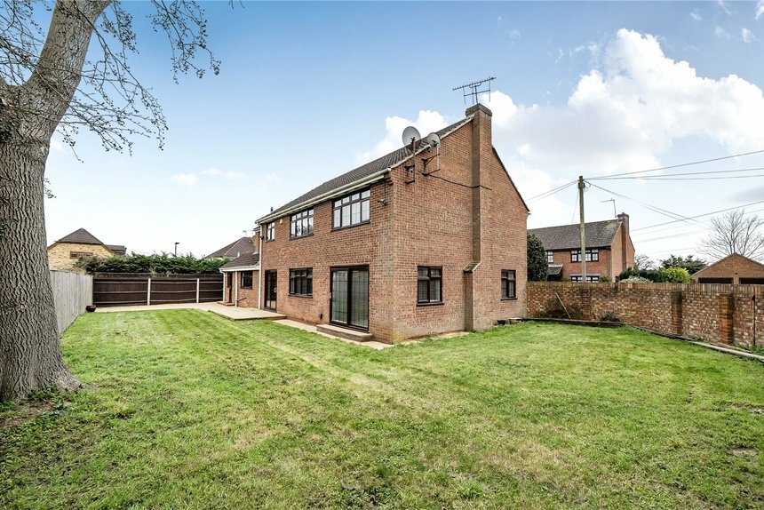 for sale knighton way lane london 60653 - Gibbs Gillespie