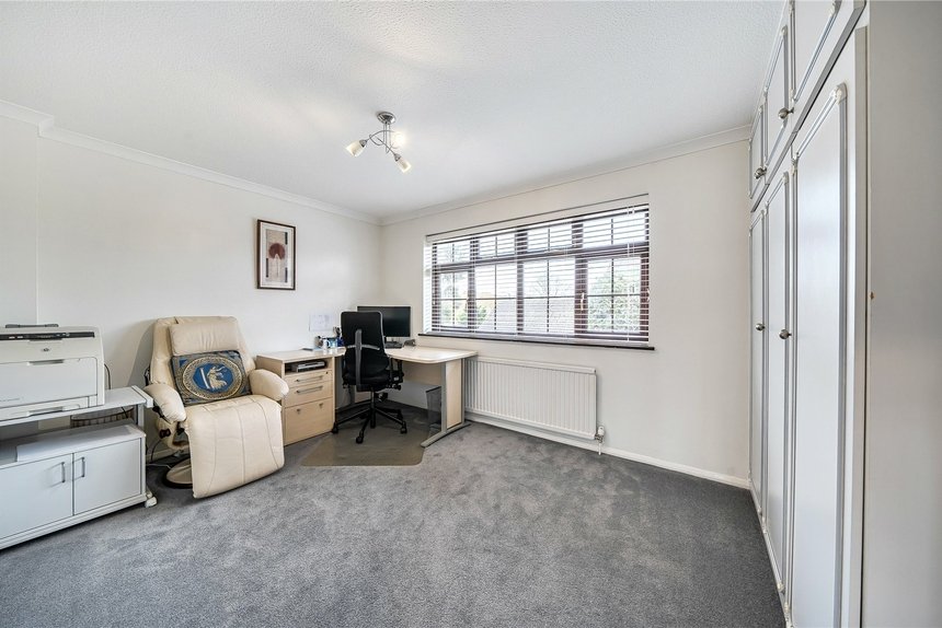 for sale knighton way lane london 60653 - Gibbs Gillespie