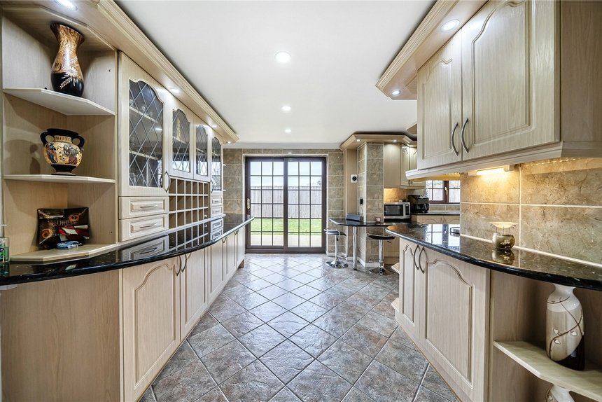for sale knighton way lane london 60653 - Gibbs Gillespie
