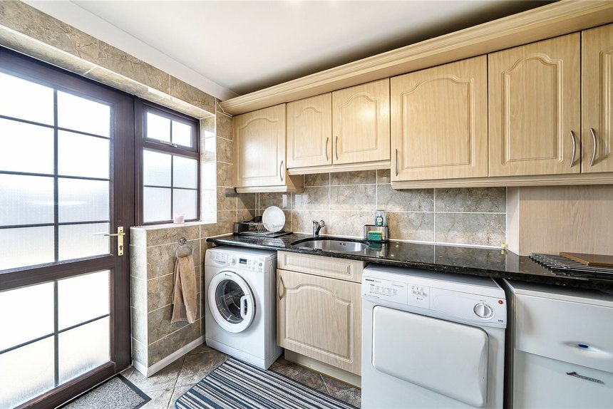 for sale knighton way lane london 60653 - Gibbs Gillespie
