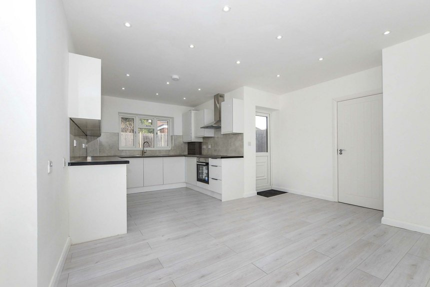 to let bromefield london 60716 - Gibbs Gillespie