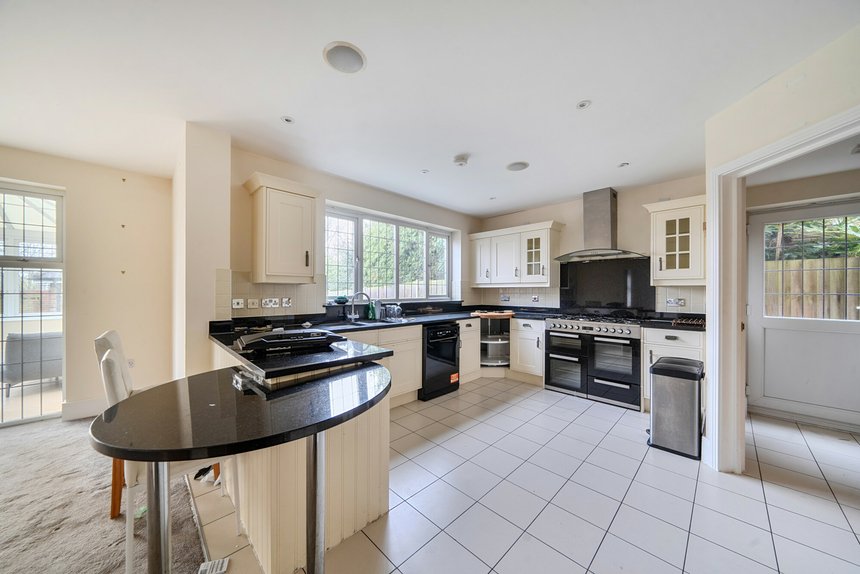 for sale augustus close london 60802 - Gibbs Gillespie