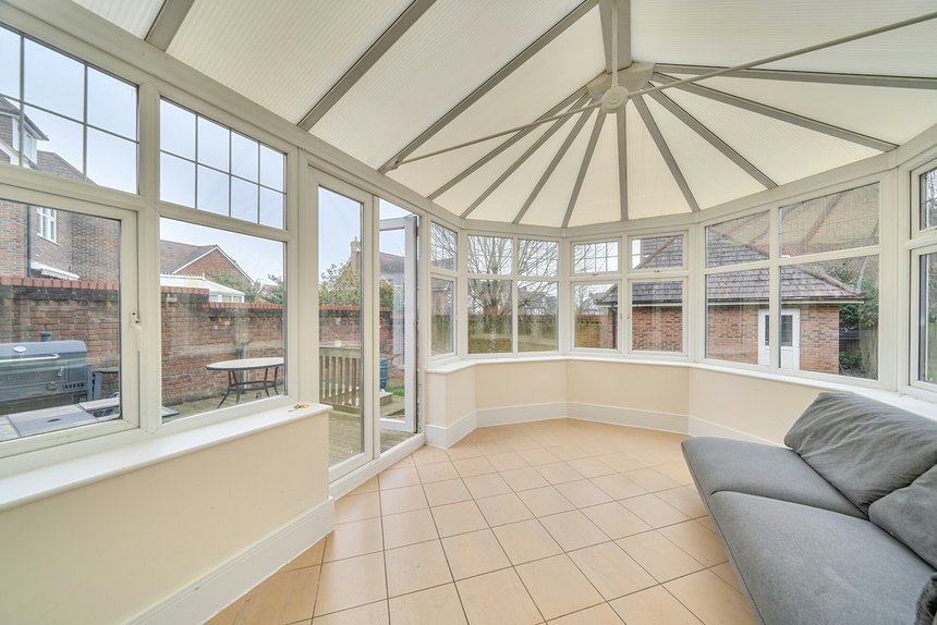 for sale augustus close london 60802 - Gibbs Gillespie