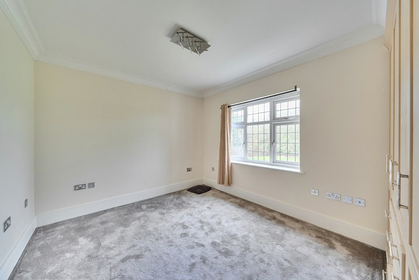 for sale augustus close london 60802 - Gibbs Gillespie