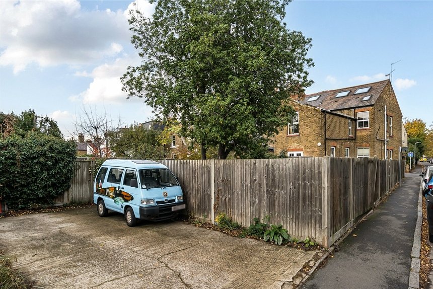 under offer myddleton road london 60823 - Gibbs Gillespie