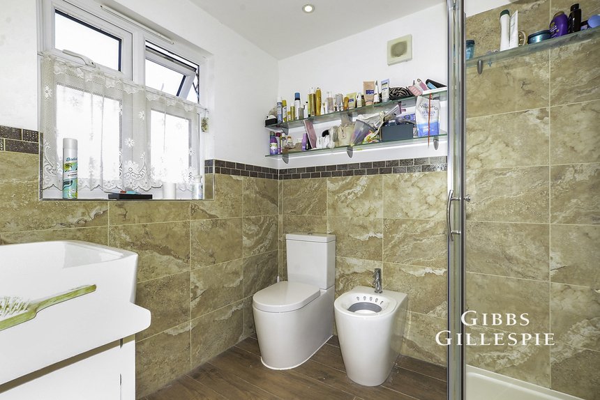 to let whitchurch gardens london 61563 - Gibbs Gillespie
