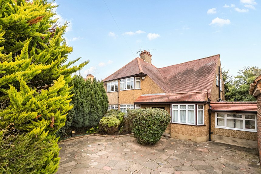 for sale central avenue london 61653 - Gibbs Gillespie